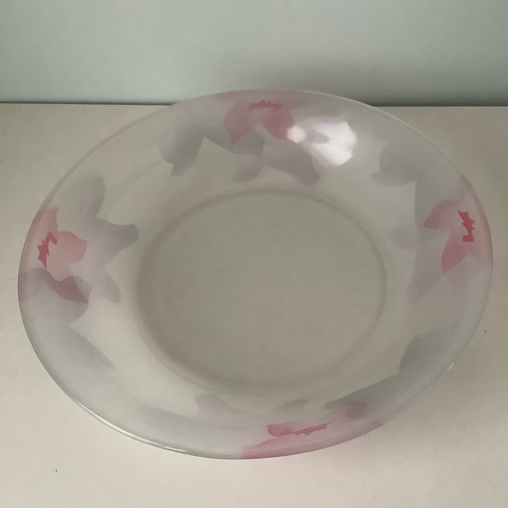 New Vintage Quebec frosted Glass Bowl